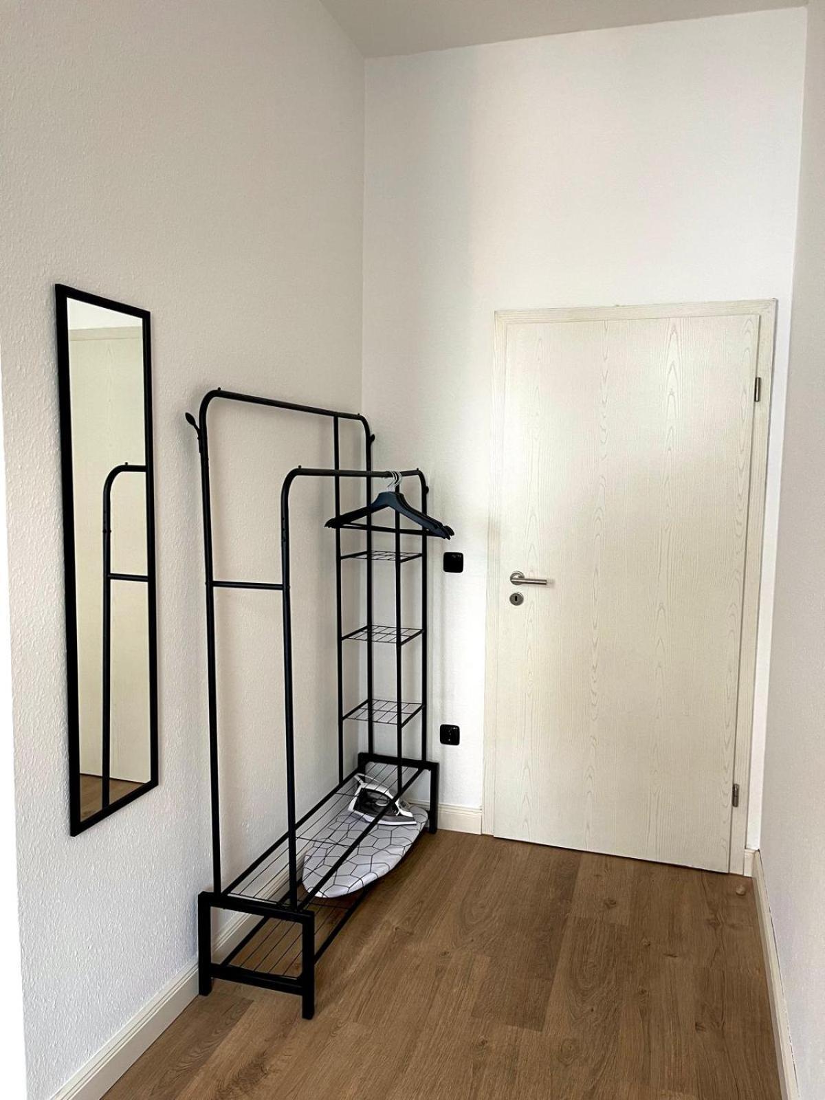 Raha Apartments - Modernes Studio-Apartment - Hbf - Gratis Parkplatz Ерфурт Екстер'єр фото