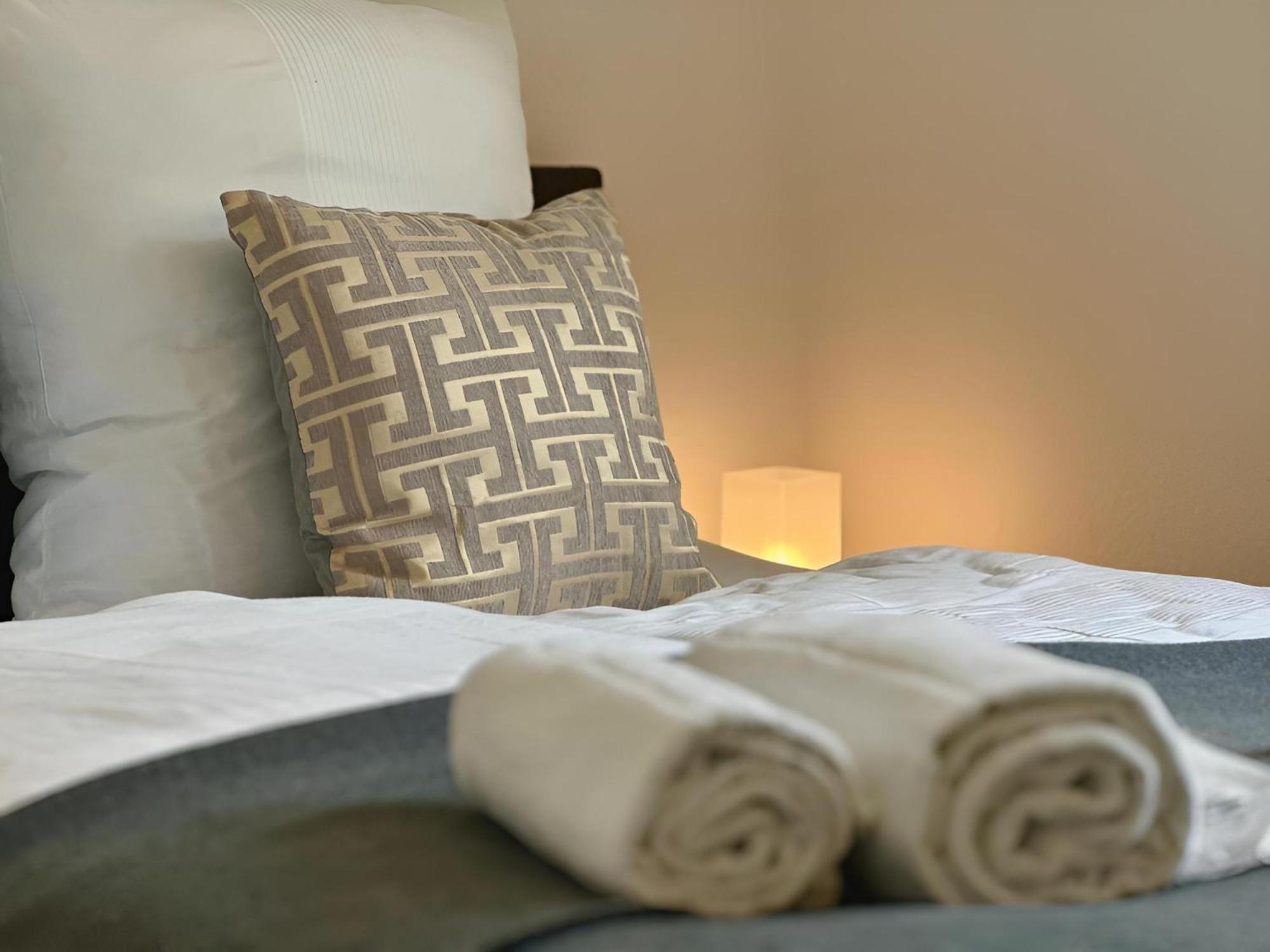 Raha Apartments - Modernes Studio-Apartment - Hbf - Gratis Parkplatz Ерфурт Екстер'єр фото